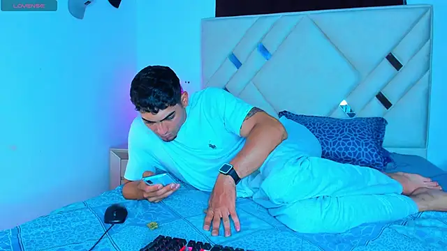 Rich boy01 online show from 19, 12, 2024