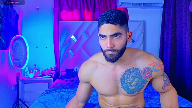 Snapshot of Rich_boy01 chatting on 13, 5, 2026 Rich boy01 online show from 13, 5, 2026