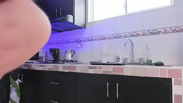 Emma-evans online show from 21, 3, 2025