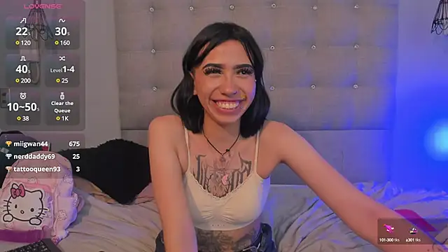 Snapshot of Zowi_Hottiee chatting on 3, 12, 2024 Zowi Hottiee online show from 3, 12, 2024