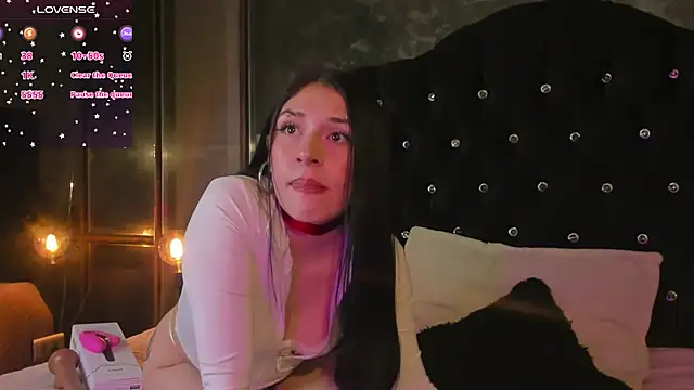 Snapshot of Zowi_Hottiee chatting on 30, 9, 2025 Zowi Hottiee online show from 30, 9, 2025