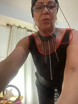 Snapshot of lolavalecuatro chatting on 19, 1, 2025 lolavalecuatro online show from 19, 1, 2025