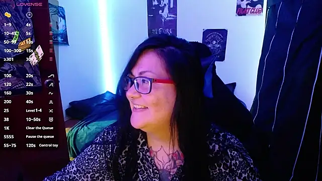 Snapshot of l1la_Rav3n chatting on 28, 2, 2025 l1la Rav3n online show from 28, 2, 2025