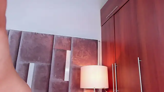 Snapshot of Nia_Bunny chatting on 25, 3, 2026 Nia Bunny online show from 25, 3, 2026