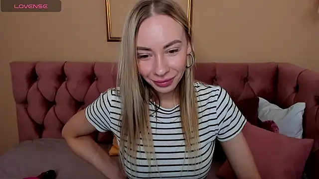 Diana Garrett online show from 23, 3, 2025