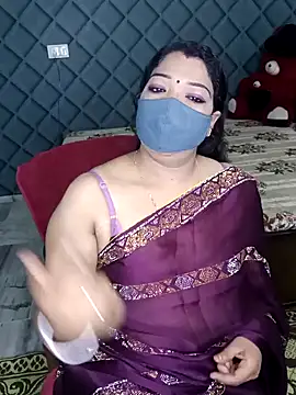 Snapshot of Cute-Raashii chatting on 8, 2, 2025 Cute-Raashii online show from 8, 2, 2025