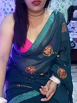 Snapshot of Cute-Raashii chatting on 16, 9, 2025 Cute-Raashii online show from 16, 9, 2025