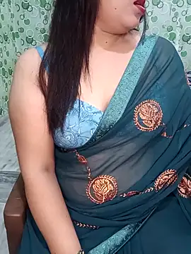 Snapshot of Cute-Raashii chatting on 24, 9, 2025 Cute-Raashii online show from 24, 9, 2025