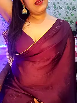 Snapshot of Cute-Raashii chatting on 4, 10, 2025 Cute-Raashii online show from 4, 10, 2025