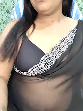 Snapshot of Cute-Raashii chatting on 8, 11, 2025 Cute-Raashii online show from 8, 11, 2025