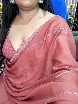 Snapshot of Cute-Raashii chatting on 8, 3, 2026 Cute-Raashii online show from 8, 3, 2026