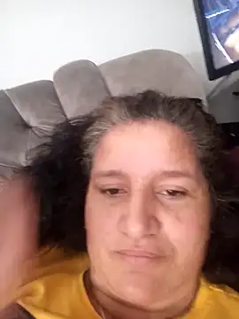 Snapshot of Angelinna_Milf chatting on 22, 10, 2025 Angelinna Milf online show from 22, 10, 2025