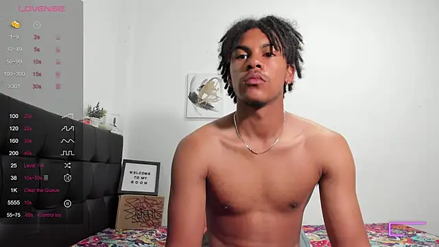 Snapshot of RoddyRich11 chatting on 9, 10, 2025 RoddyRich11 online show from 9, 10, 2025