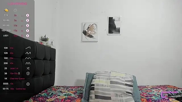 Snapshot of RoddyRich11 chatting on 12, 10, 2025 RoddyRich11 online show from 12, 10, 2025