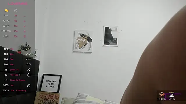 Snapshot of RoddyRich11 chatting on 22, 12, 2025 RoddyRich11 online show from 22, 12, 2025