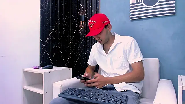 Liam crox online show from 20, 1, 2025