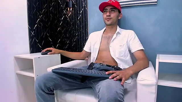 Liam crox online show from 21, 1, 2025