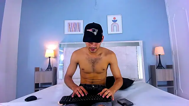 Liam crox online show from 19, 2, 2025