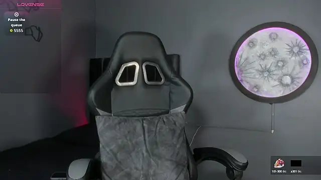 Snapshot of khriss_brown chatting on 25, 9, 2025 khriss brown online show from 25, 9, 2025