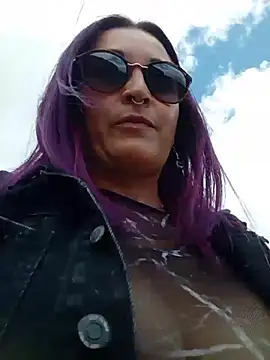 sophie banger online show from 4, 8, 2026