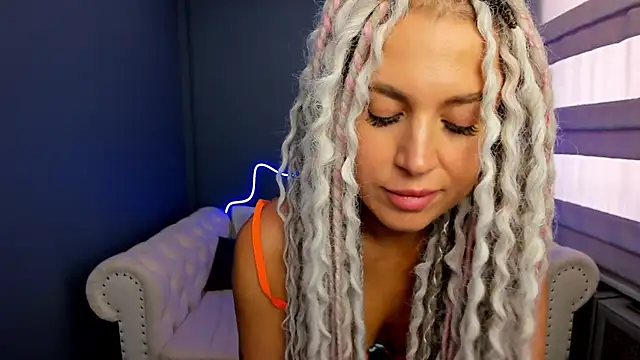 rock n roxy online show from 15, 3, 2025