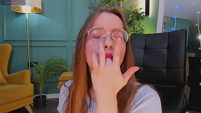 Snapshot of CassieCool chatting on 30, 12, 2024 CassieCool online show from 30, 12, 2024