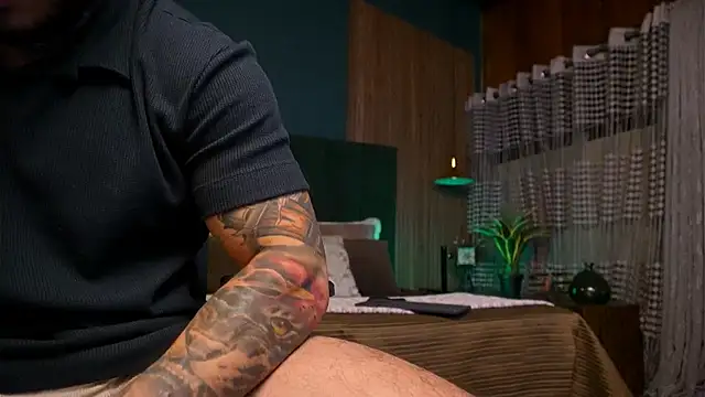 LeoSalvatore  online show from 18, 3, 2025