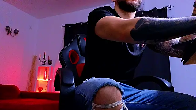 MightyAaron66 online show from 5, 11, 2025