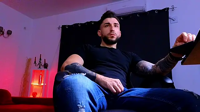 MightyAaron66 online show from 19, 12, 2025