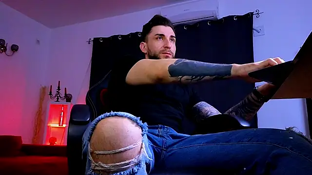 MightyAaron66 online show from 5, 3, 2026