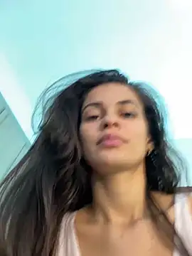 Snapshot of cuteluci_ chatting on 20, 12, 2024 cuteluci  online show from 20, 12, 2024