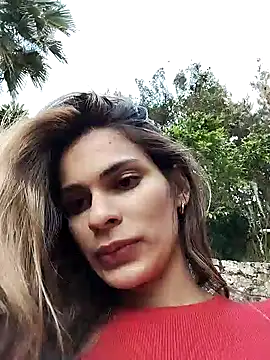 Snapshot of cuteluci_ chatting on 26, 1, 2025 cuteluci  online show from 26, 1, 2025