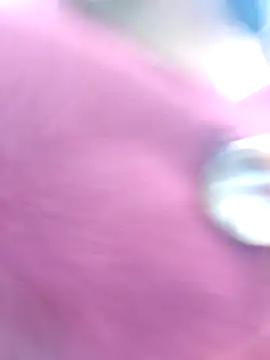 Snapshot of cuteluci_ chatting on 5, 2, 2025 cuteluci  online show from 5, 2, 2025