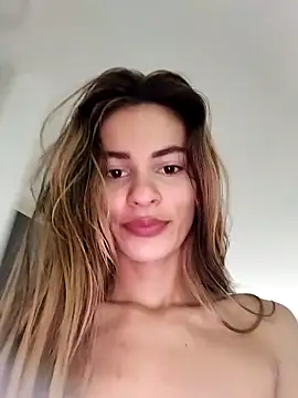 Snapshot of cuteluci_ chatting on 9, 2, 2025 cuteluci  online show from 9, 2, 2025