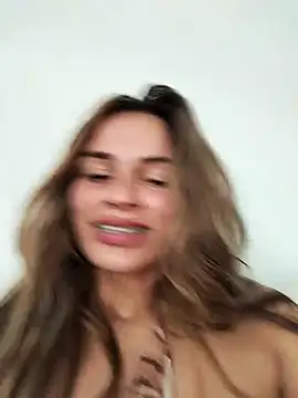 Snapshot of cuteluci_ chatting on 17, 2, 2025 cuteluci  online show from 17, 2, 2025