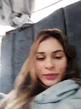 Snapshot of cuteluci_ chatting on 19, 2, 2025 cuteluci  online show from 19, 2, 2025