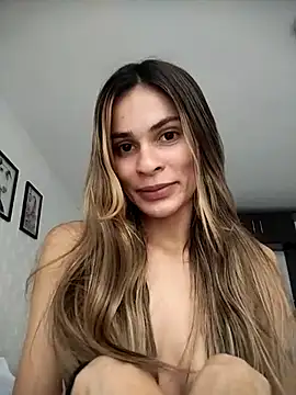 Snapshot of cuteluci_ chatting on 17, 3, 2025 cuteluci  online show from 17, 3, 2025