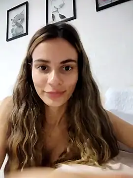 Snapshot of cuteluci_ chatting on 19, 3, 2025 cuteluci  online show from 19, 3, 2025