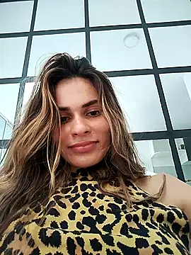 Snapshot of cuteluci_ chatting on 21, 3, 2025 cuteluci  online show from 21, 3, 2025