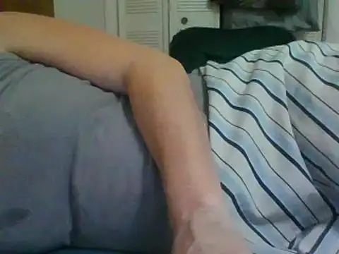 Emilylyn2501 online show from 20, 12, 2024