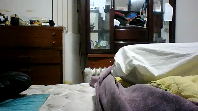 Emilylyn2501 online show from 21, 12, 2024