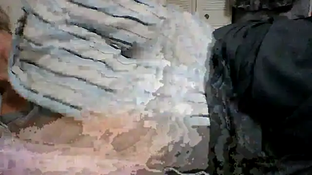 Emilylyn2501 online show from 25, 12, 2024