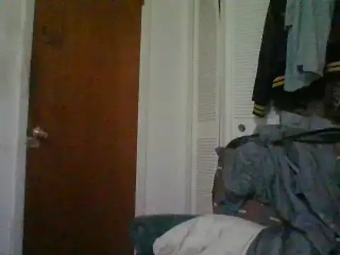 Emilylyn2501 online show from 10, 1, 2025