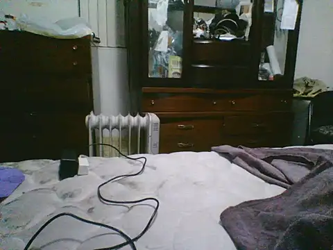 Emilylyn2501 online show from 19, 10, 2025