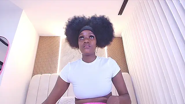 kata hazel online show from 24, 3, 2026