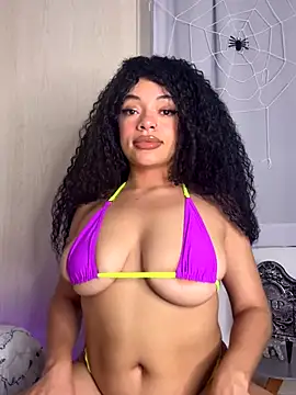 Alyssa Houston online show from 29, 10, 2025