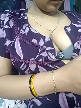 Snapshot of samitasharma chatting on 13, 5, 2026 samitasharma online show from 13, 5, 2026