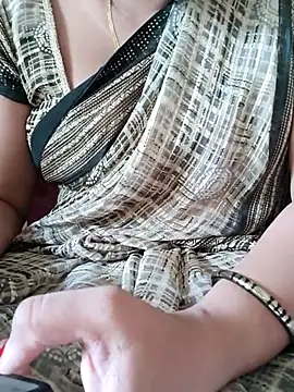 Snapshot of samitasharma chatting on 3, 6, 2026 samitasharma online show from 3, 6, 2026