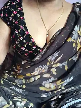 Snapshot of samitasharma chatting on 17, 6, 2026 samitasharma online show from 17, 6, 2026