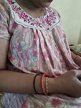 Snapshot of samitasharma chatting on 18, 7, 2026 samitasharma online show from 18, 7, 2026